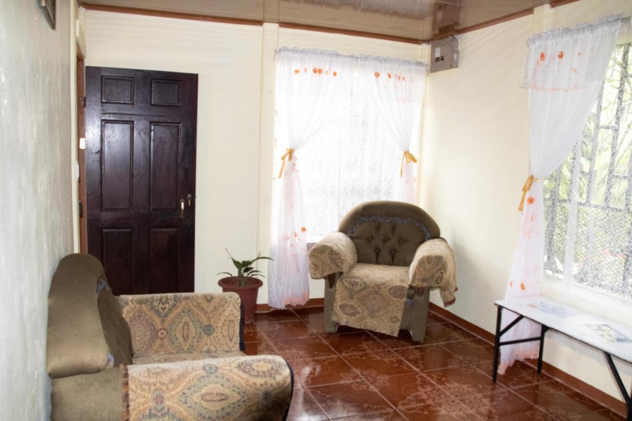 The Corner House Apartment Tortuguero Exterior foto