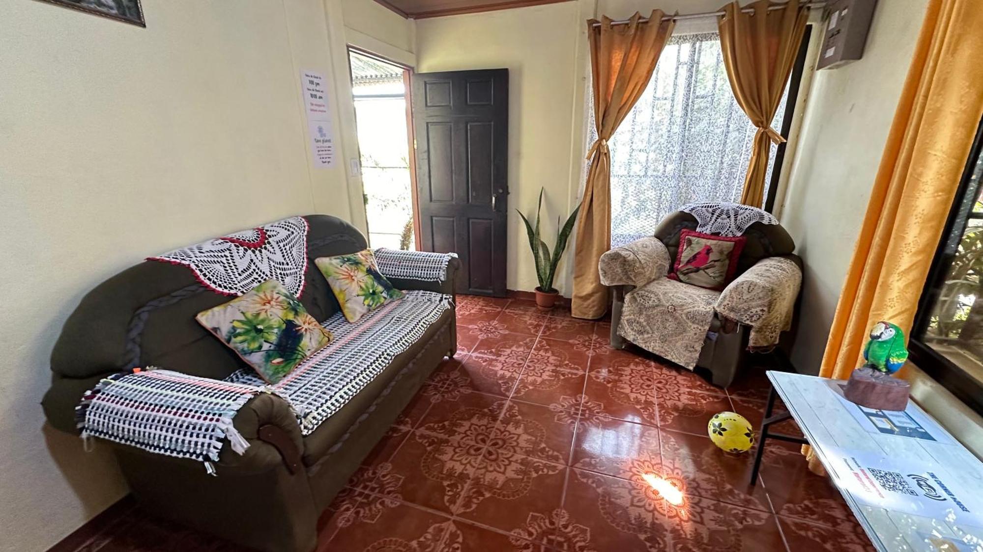 The Corner House Apartment Tortuguero Exterior foto