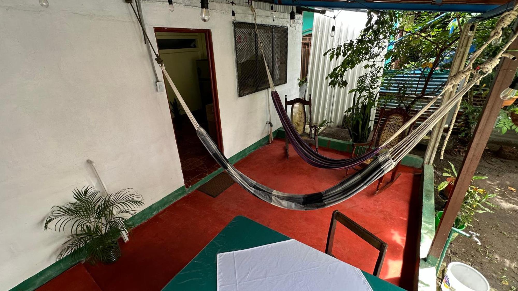 The Corner House Apartment Tortuguero Exterior foto