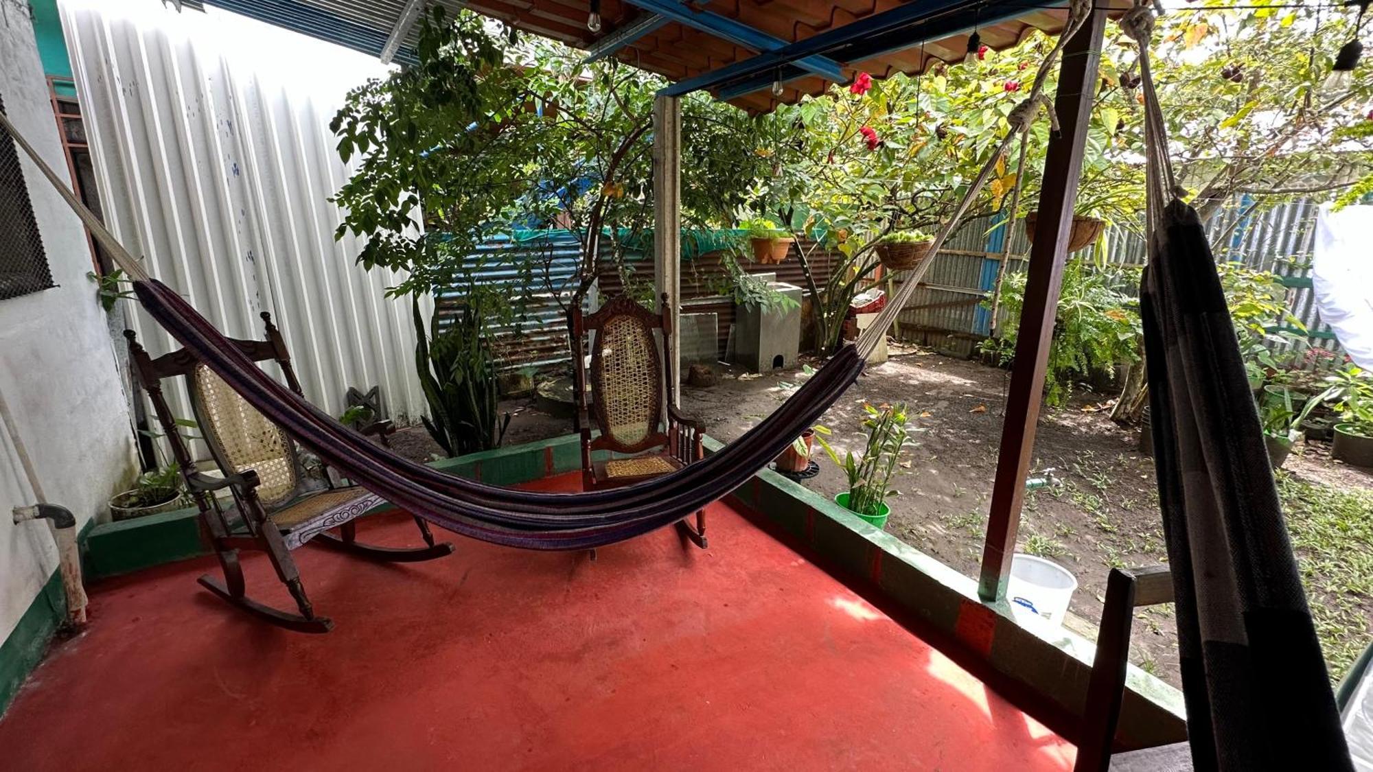 The Corner House Apartment Tortuguero Exterior foto