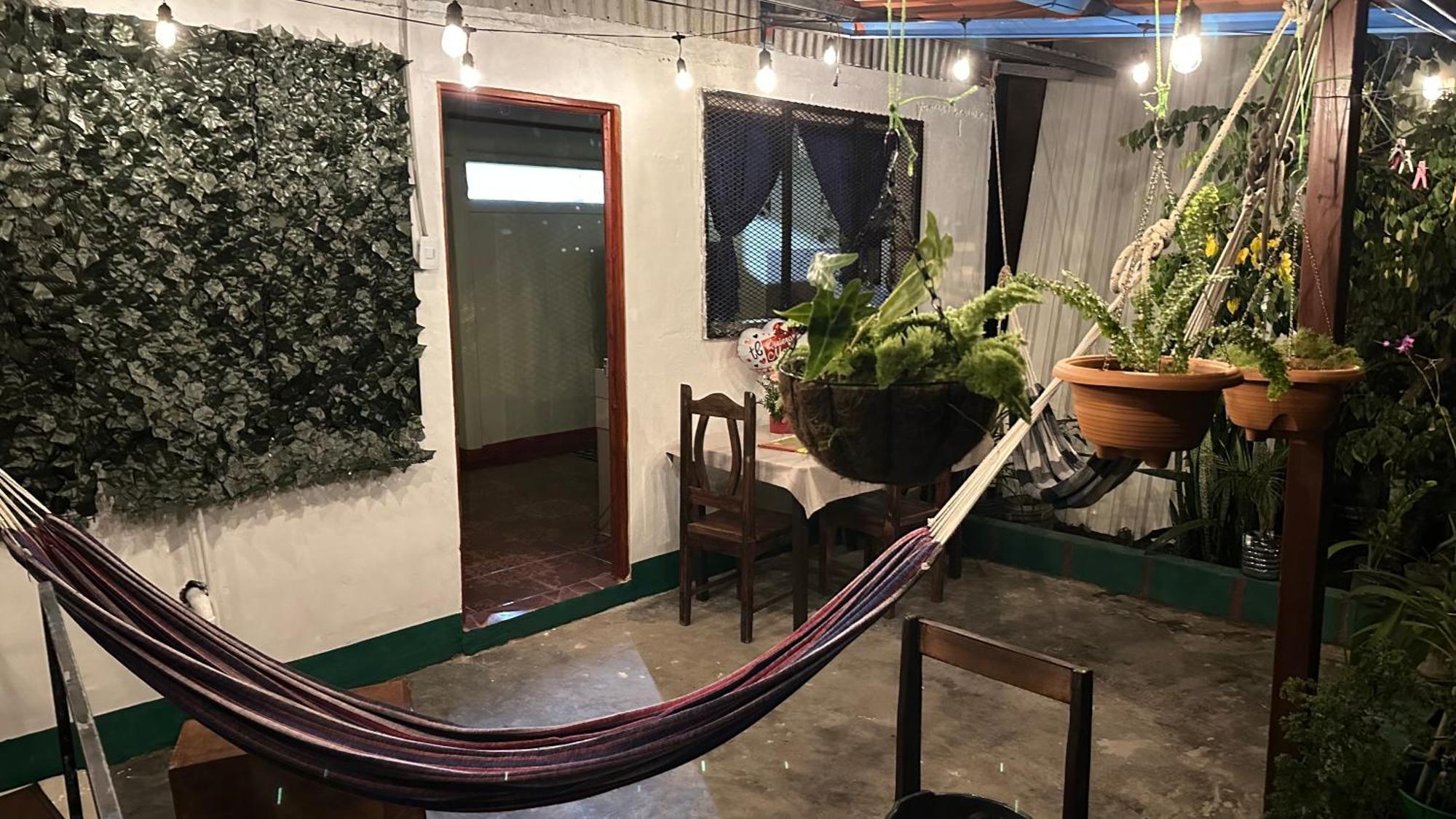 The Corner House Apartment Tortuguero Exterior foto